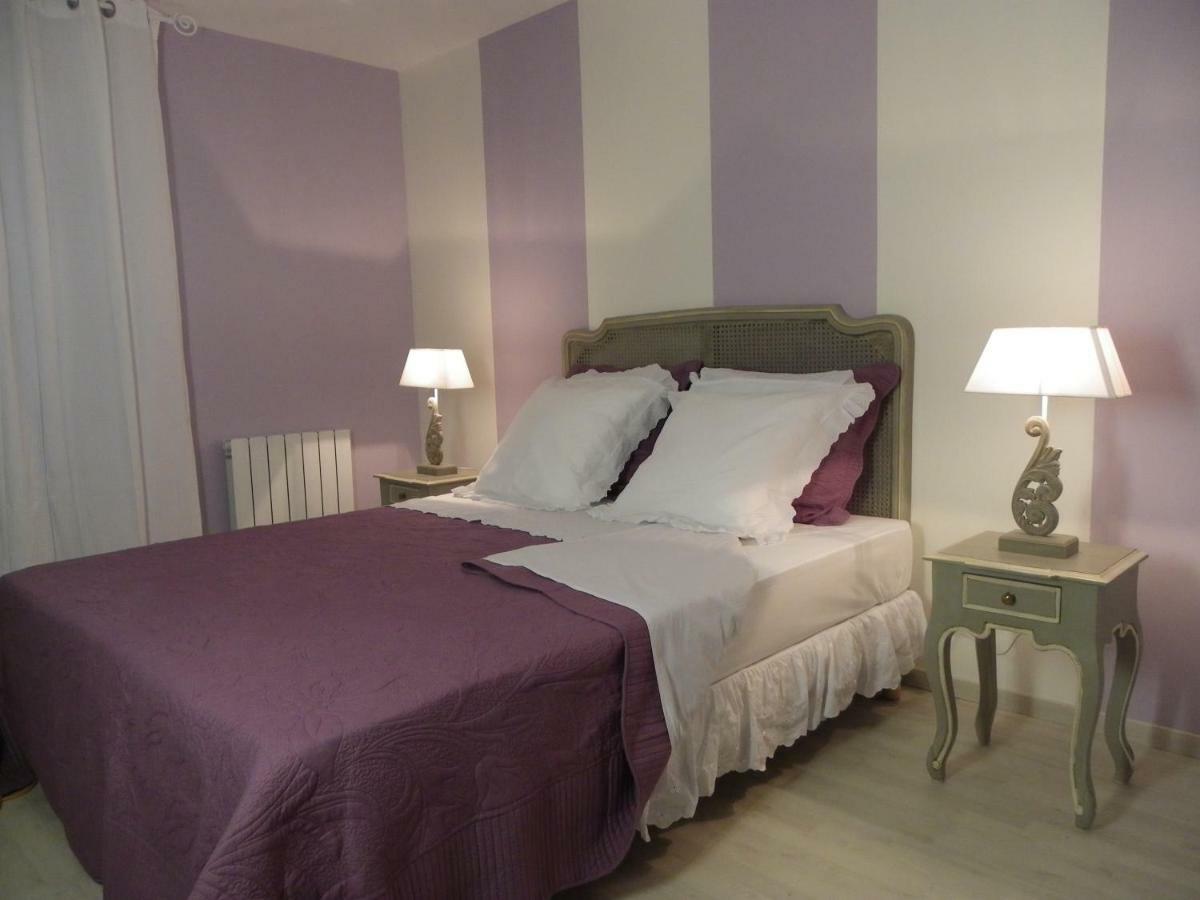 Le Logis De Saint-Martin Bed & Breakfast Haute-Goulaine ภายนอก รูปภาพ